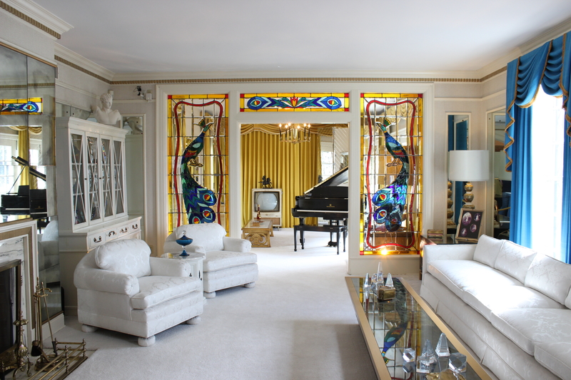 Living room of Graceland
