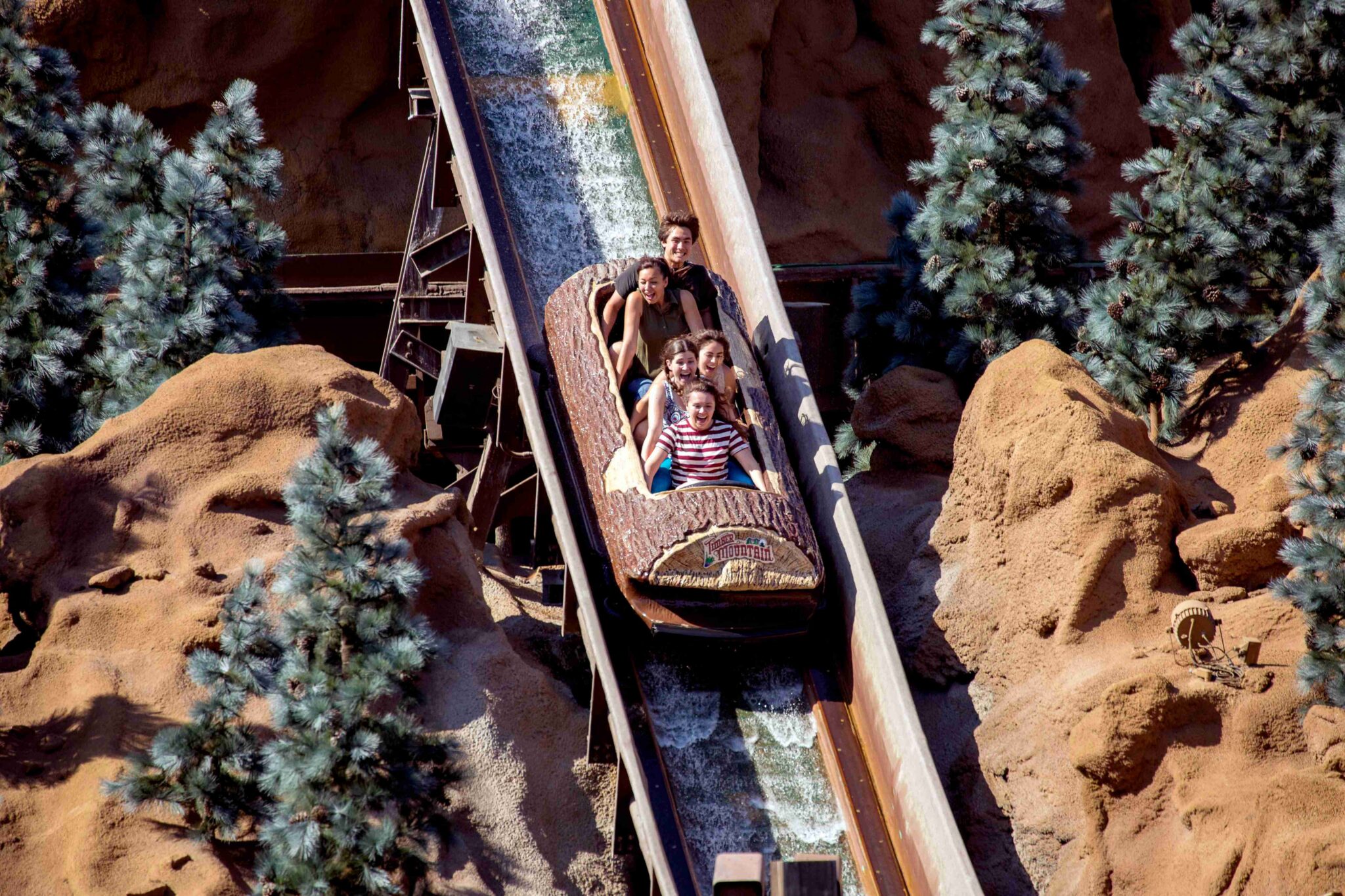 Six Flags Prestige Pass: All-Access Ticket to Knott’s Berry Farm, More ...